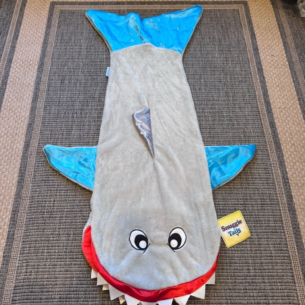 Kids Snuggie Tails Shark Blanket - Blue/Grey